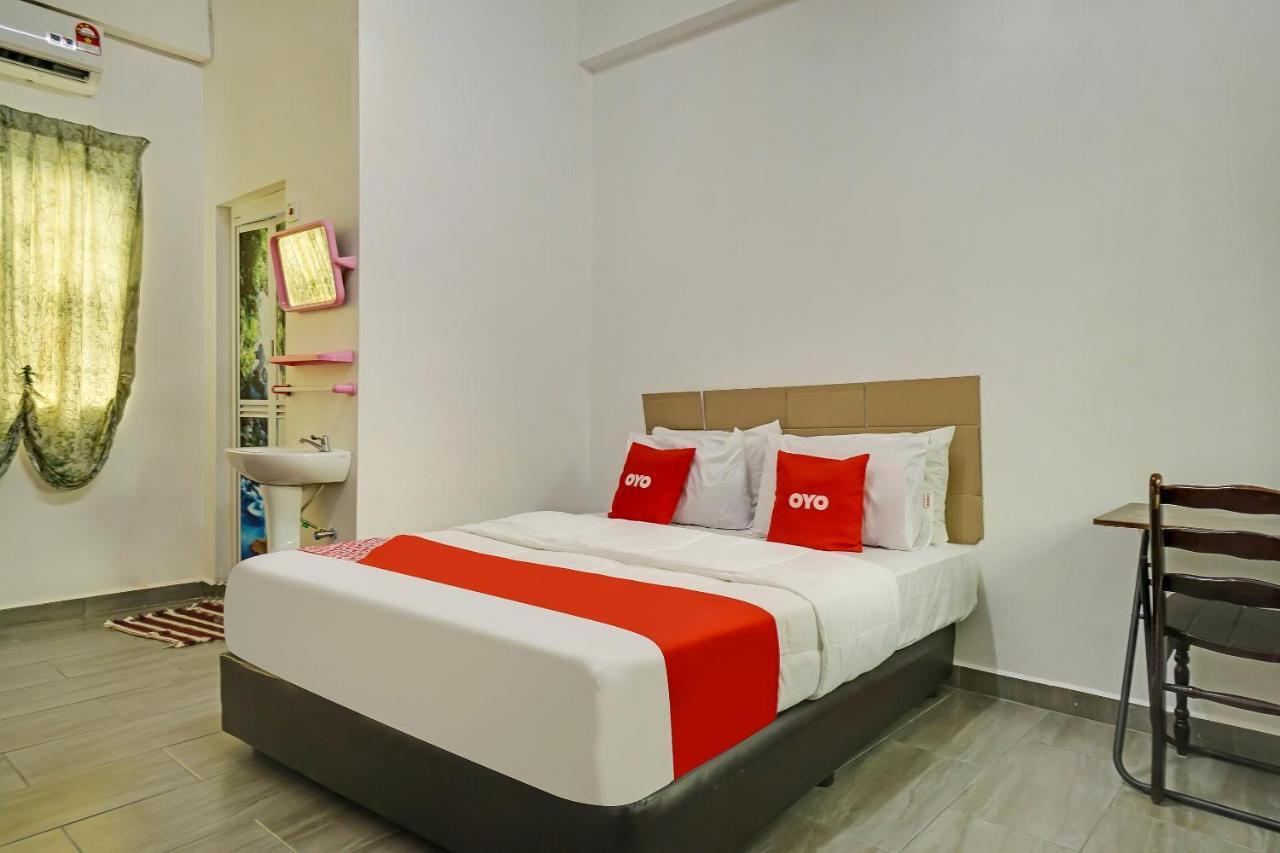 Oyo 90462 Padang Besar Green Inn Екстериор снимка